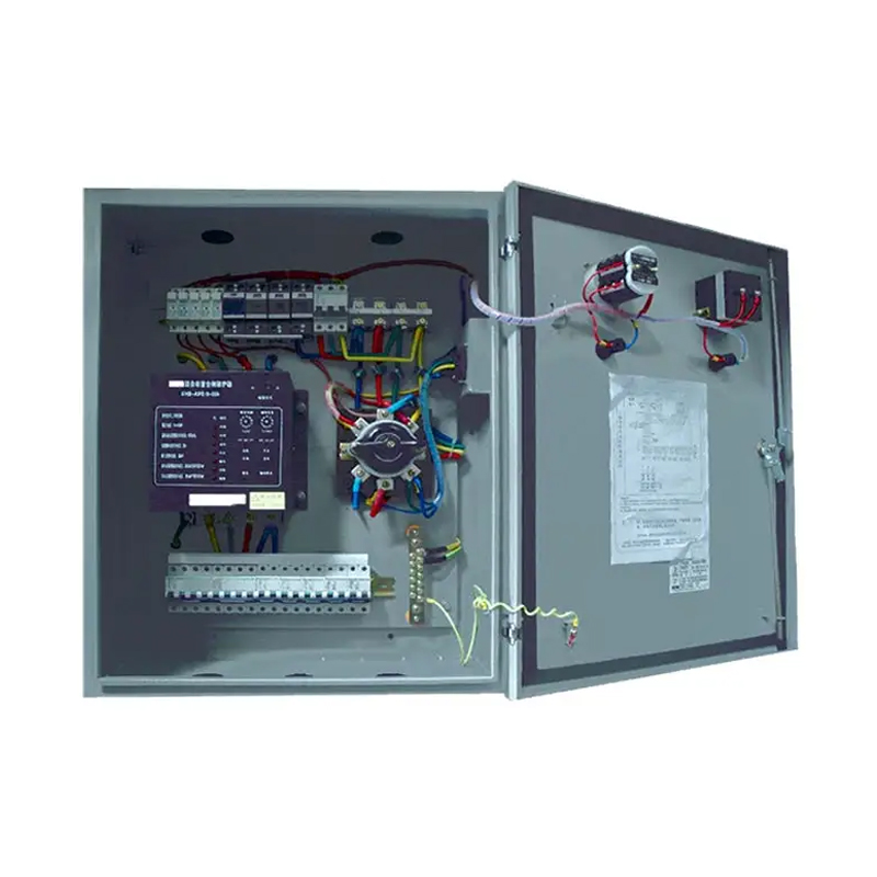 Three-phase electric ac/dc on-grid solar pv combiner box With Mppt Solar Charge Controlle